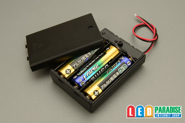 画像: 電池ボックス単3×3本スイッチ・フタ付き