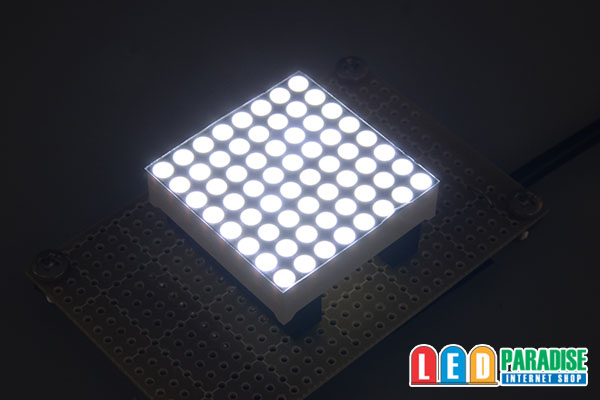 画像: 8x8ドットマトリクスLED 32mm角 白色